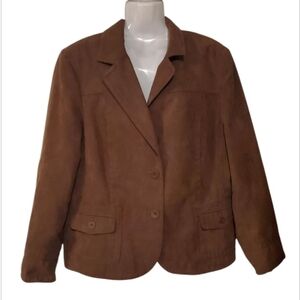 CONRAD C Proportion Petite Classic Brown Blazer with Notched Lapels.